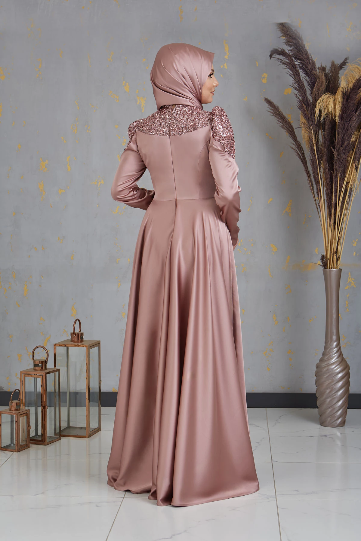 Önü Pul Boncuk Işlemeli Bersu Tesettür Abiye Beyaz