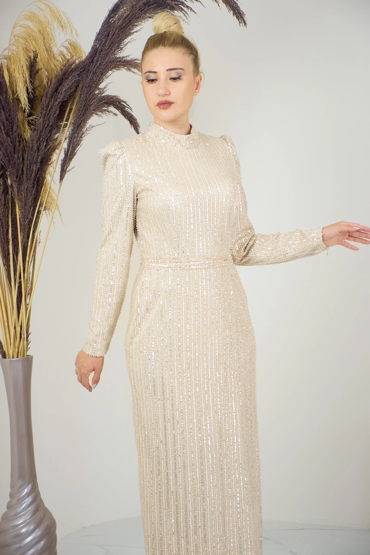 Tül Boncuk İşlemeli Bilek Boy  Asel Abiye - bej