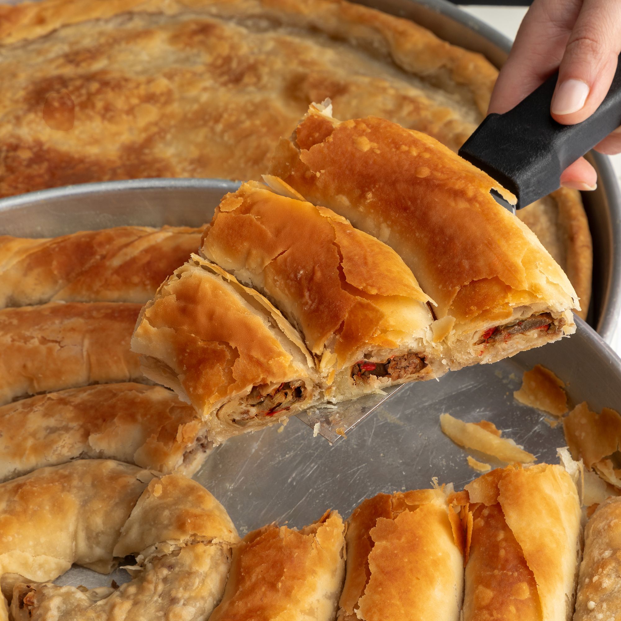 Köz Patlıcanlı, Satır Kıymalı Rumeli Böreği 1 Kg