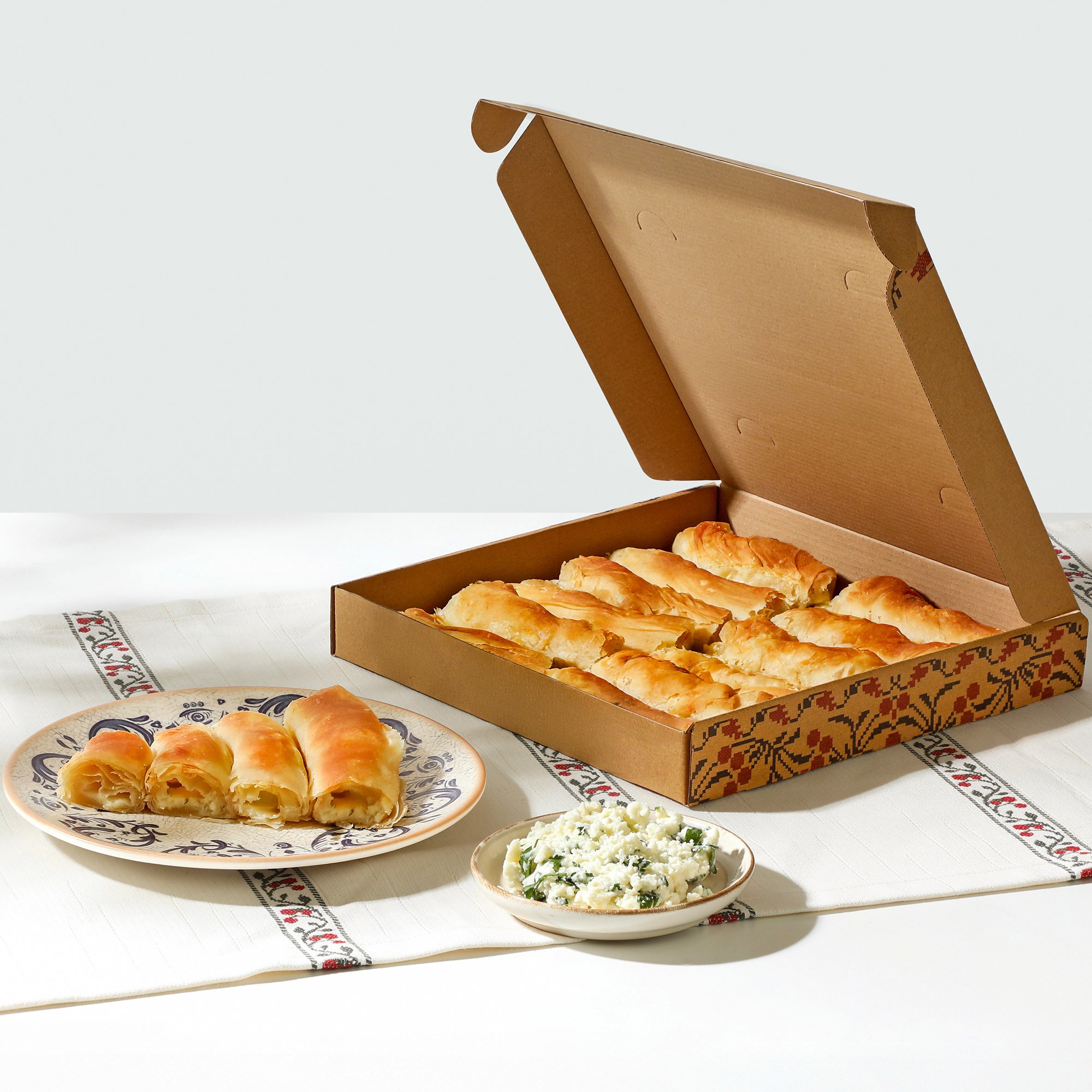 Tam Yağlı Beyaz Peynirli Rumeli Böreği 1 Kg