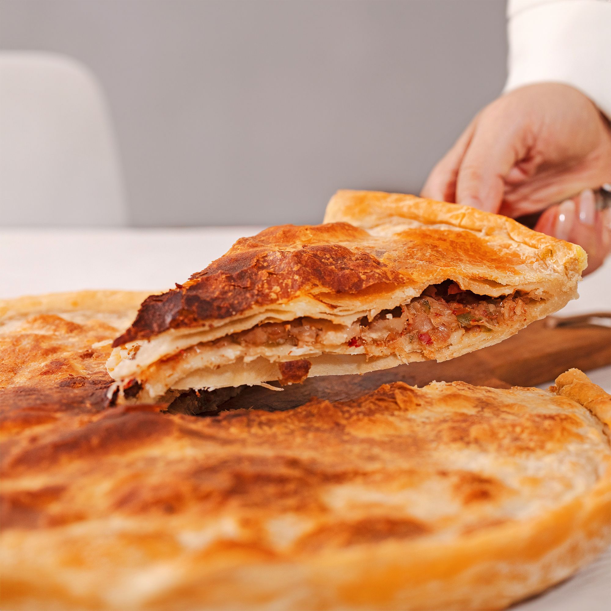 Soğanlı, Yeşil Biberli, Domatesli Rumeli Böreği 1 Kg