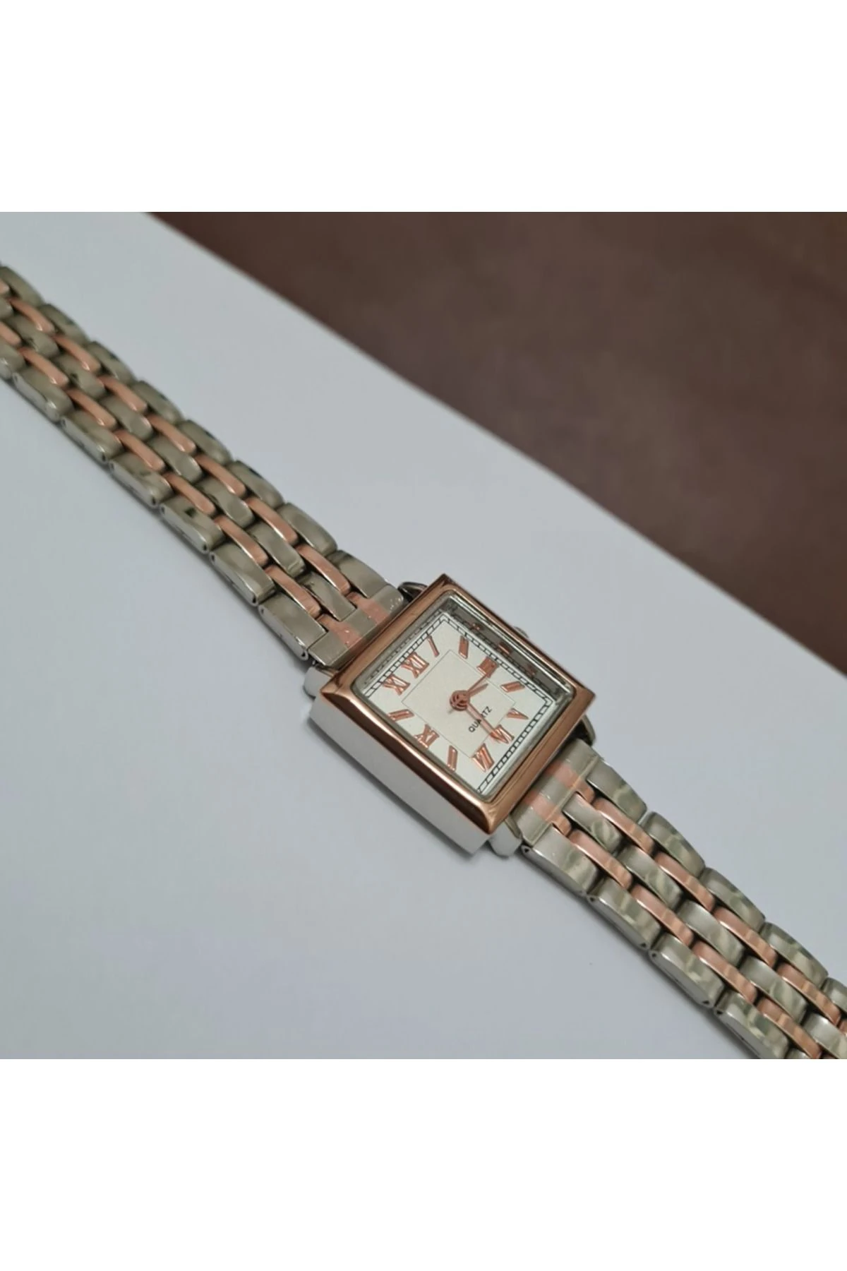 , Gümüş/rose Rengi, Roma Rakamlı Ve Retro Tasarım, Kadın Kol Saati