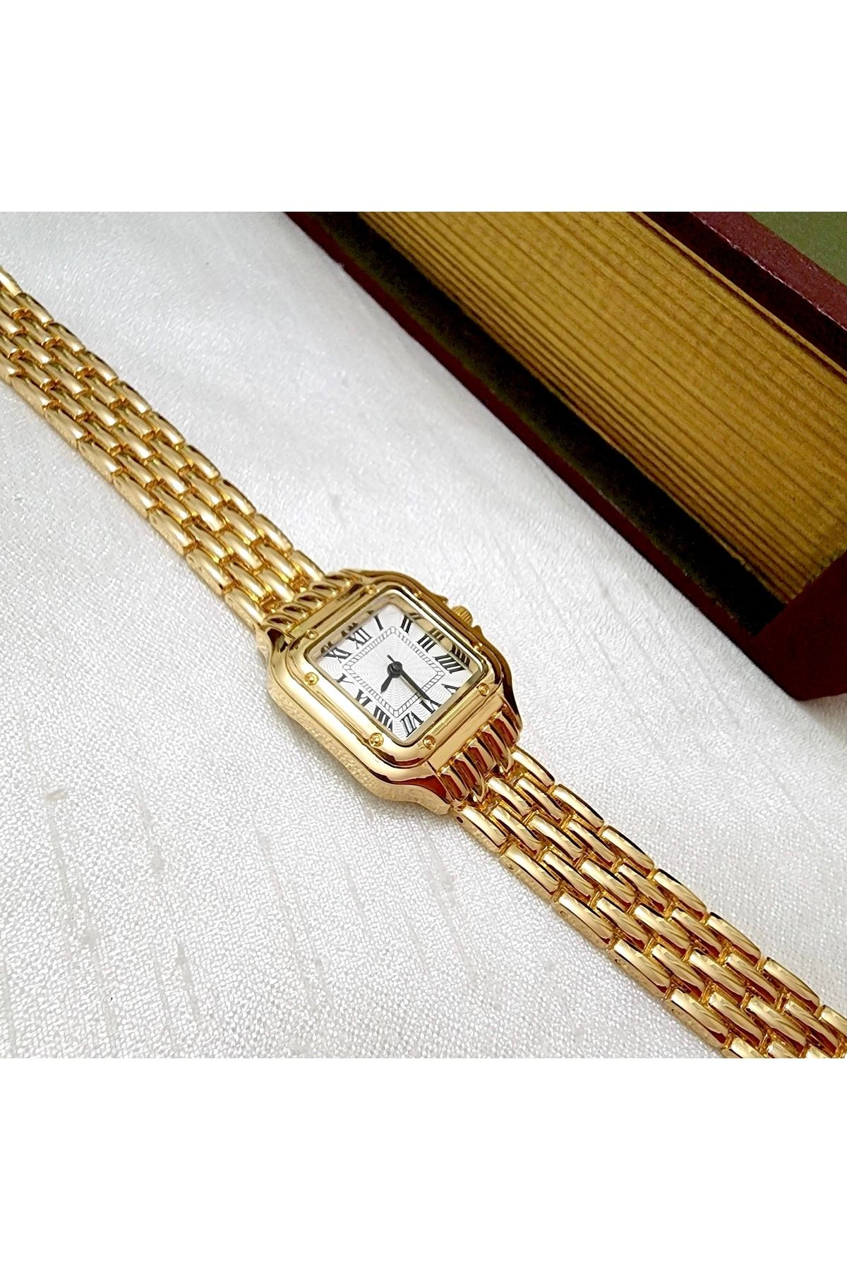 , Altın Rengi, Roma Rakamlı, Modern Tasarım, Retro Tasarım, Hediyelik, Kadın Kol Saati