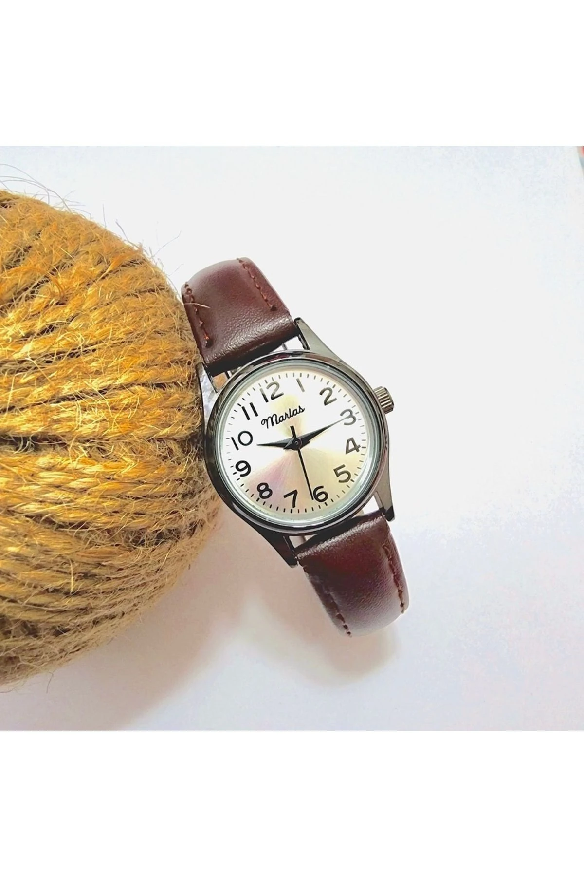 Koyu Kahve Kayışlı, Siyah Kasa, Rakamlı, Vintage, Retro Kadın Kol Saati