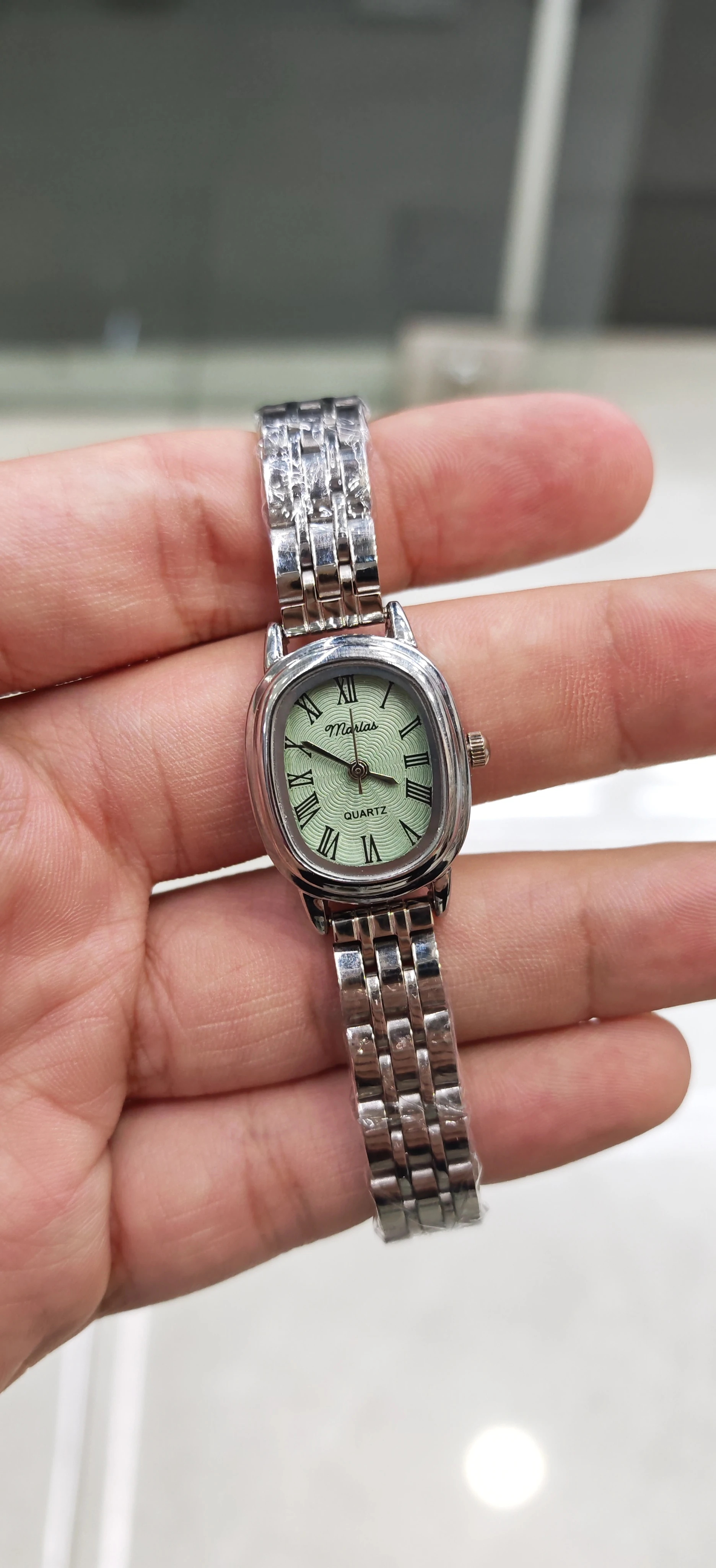 Marlas Retro Kadın Kol Saati, Yeşil Kadran, Minimal Tasarım, Roma Rakamlı Kadran