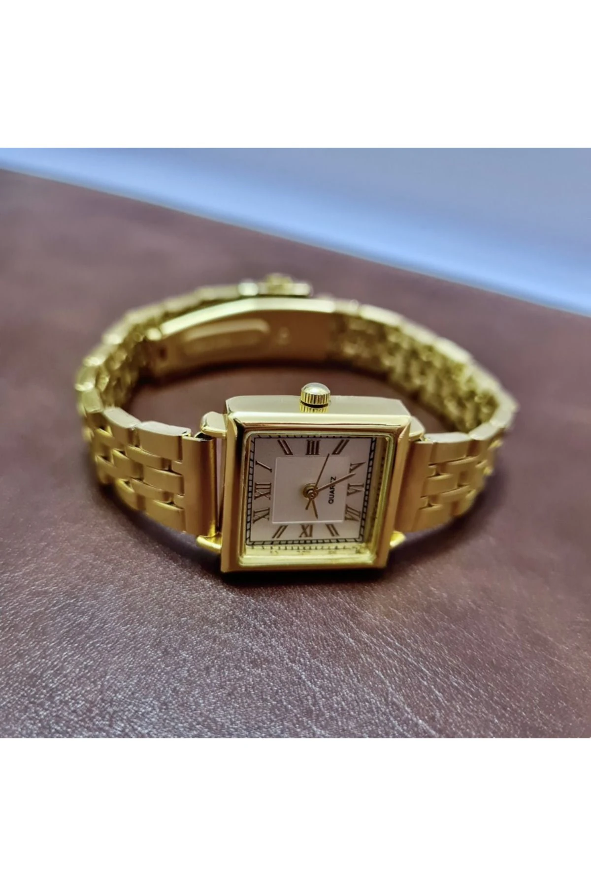 Altın Rengi Roma Rakamlı Minimal Köşeli Retro/vintage Tasarım Kadın Kol Saat