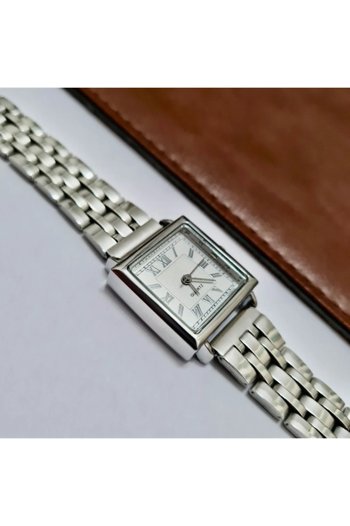 , Gümüş Rengi, Roma Rakamlı Ve Vintage Tasarım, Retro Tasarım, Hediyelik, Kadın Kol Saati