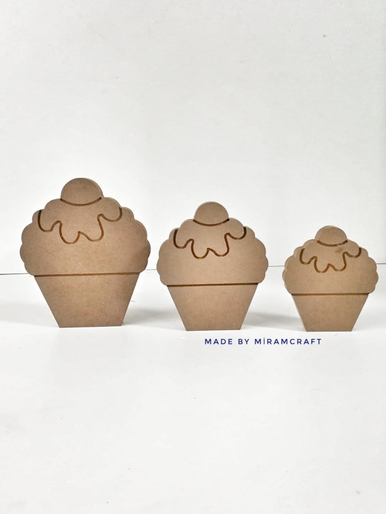 HE-921 ÜÇLÜ CUPCAKE SET