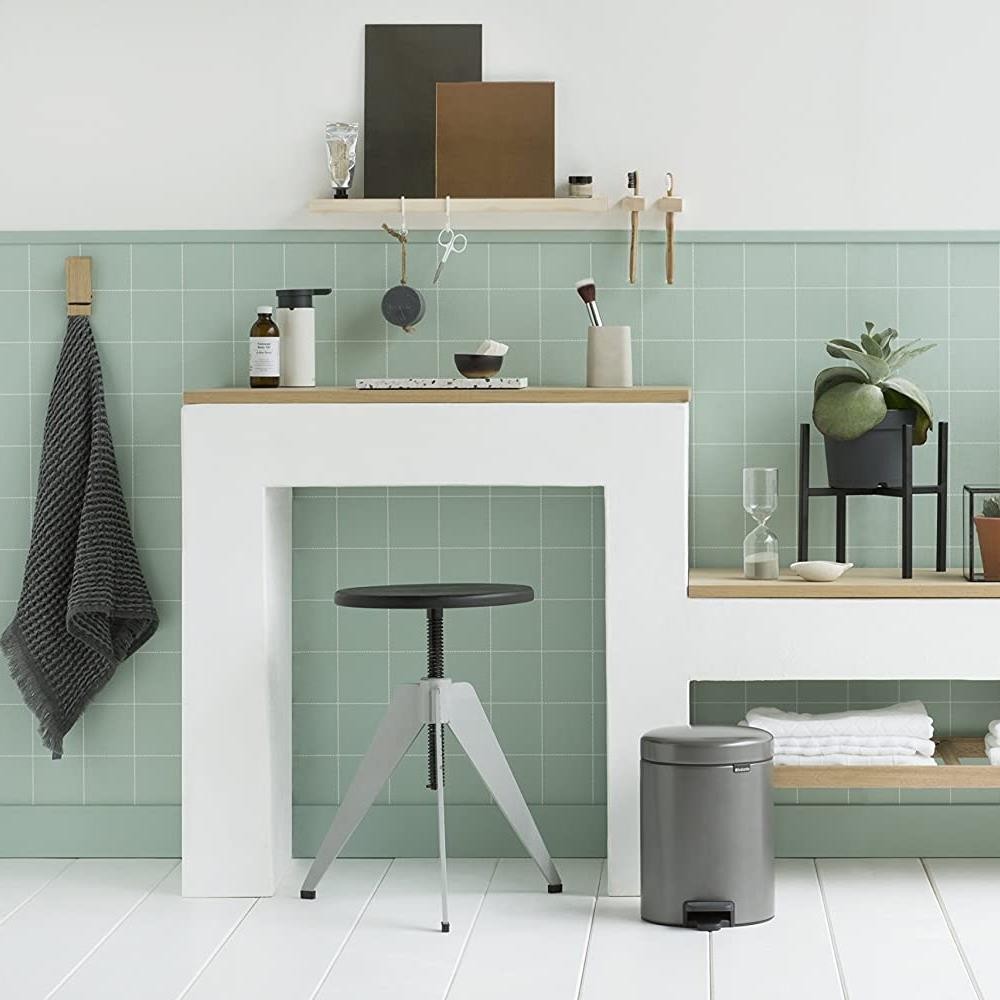 Brabantia Çöp Kutusu 5 litre Newicon Pedallı Platin 112683