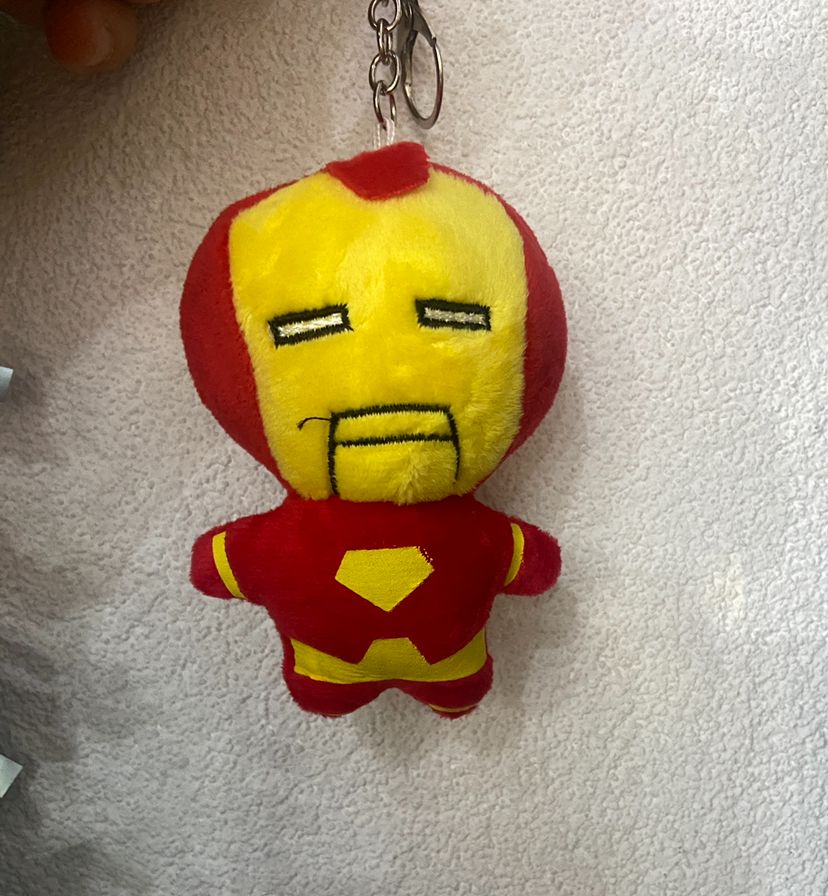 Demir Adam Peluş Anahtarlık