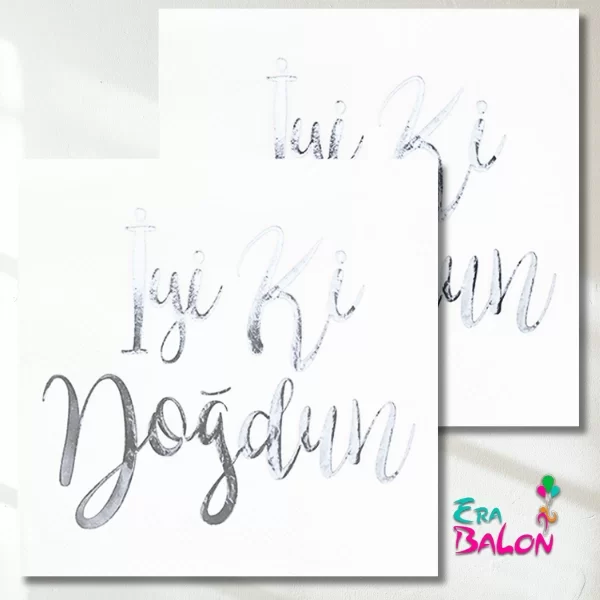 Peçete İyi Ki Doğdun Gümüş Baskılı 16'lı