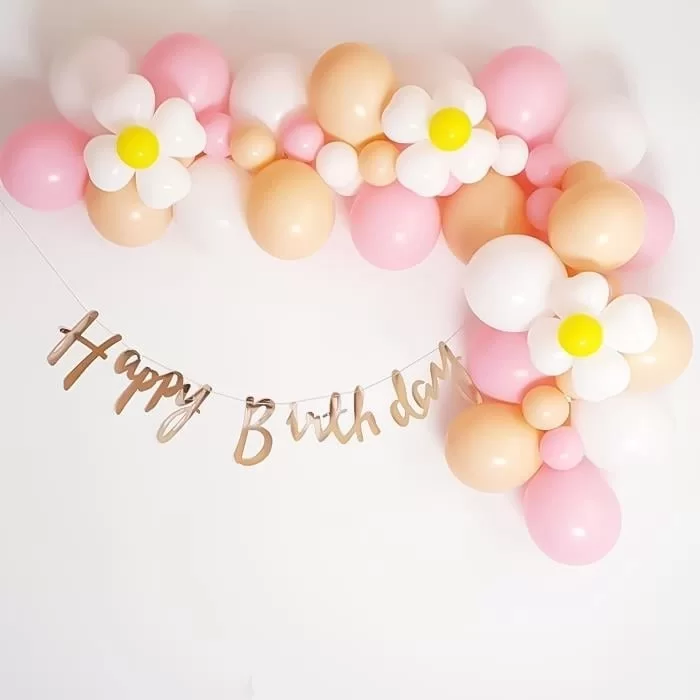 Makaron Pembe Açık Somon ve Beyaz Renkli Papatya Temalı Balon Zincir Seti