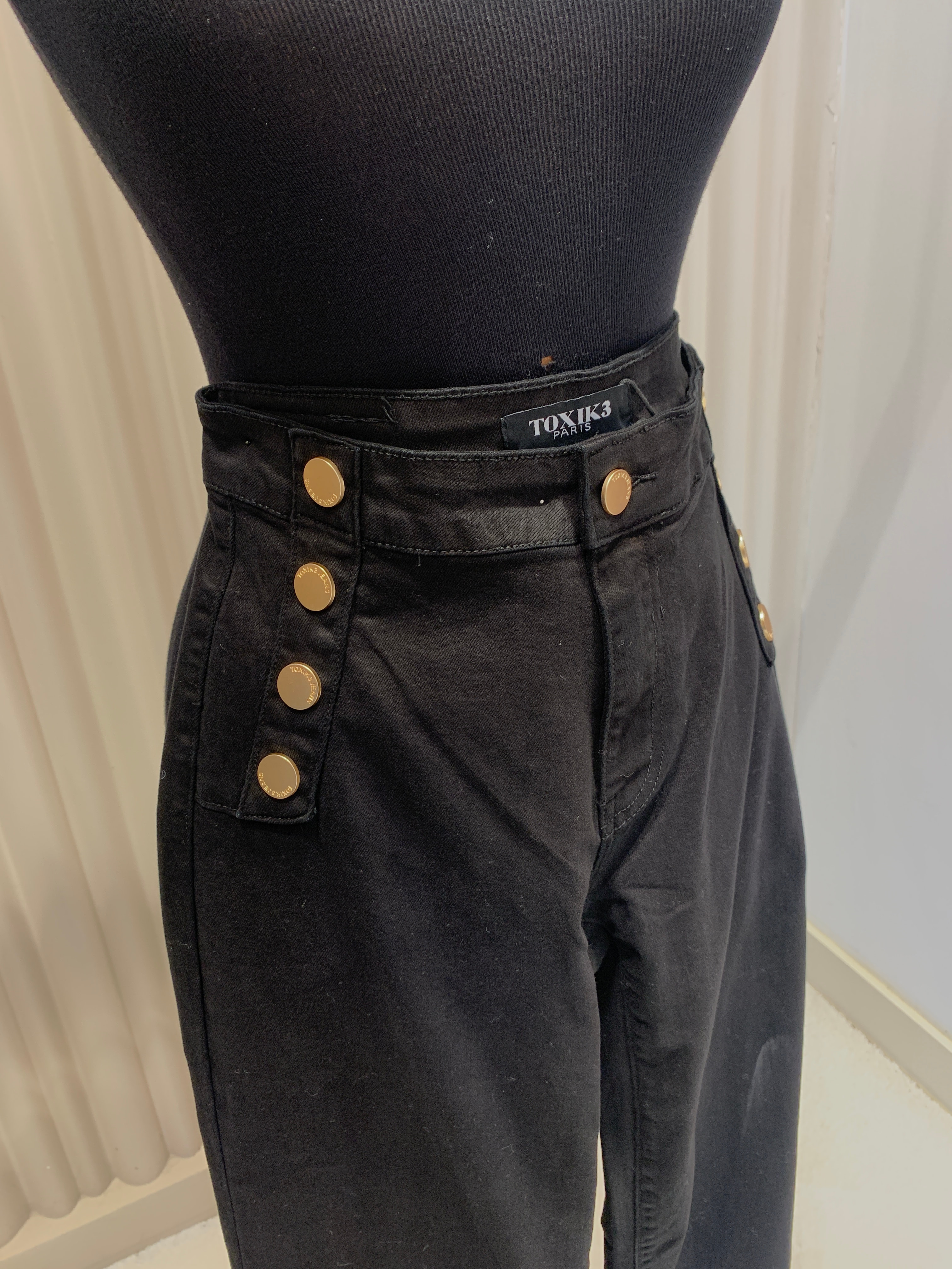 İTHAL GOLD DÜĞME DETAYLI PANTOLON