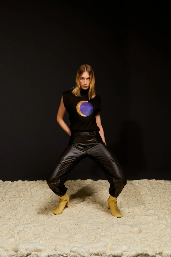 VATKALI ÖRME SİYAH BLUZ