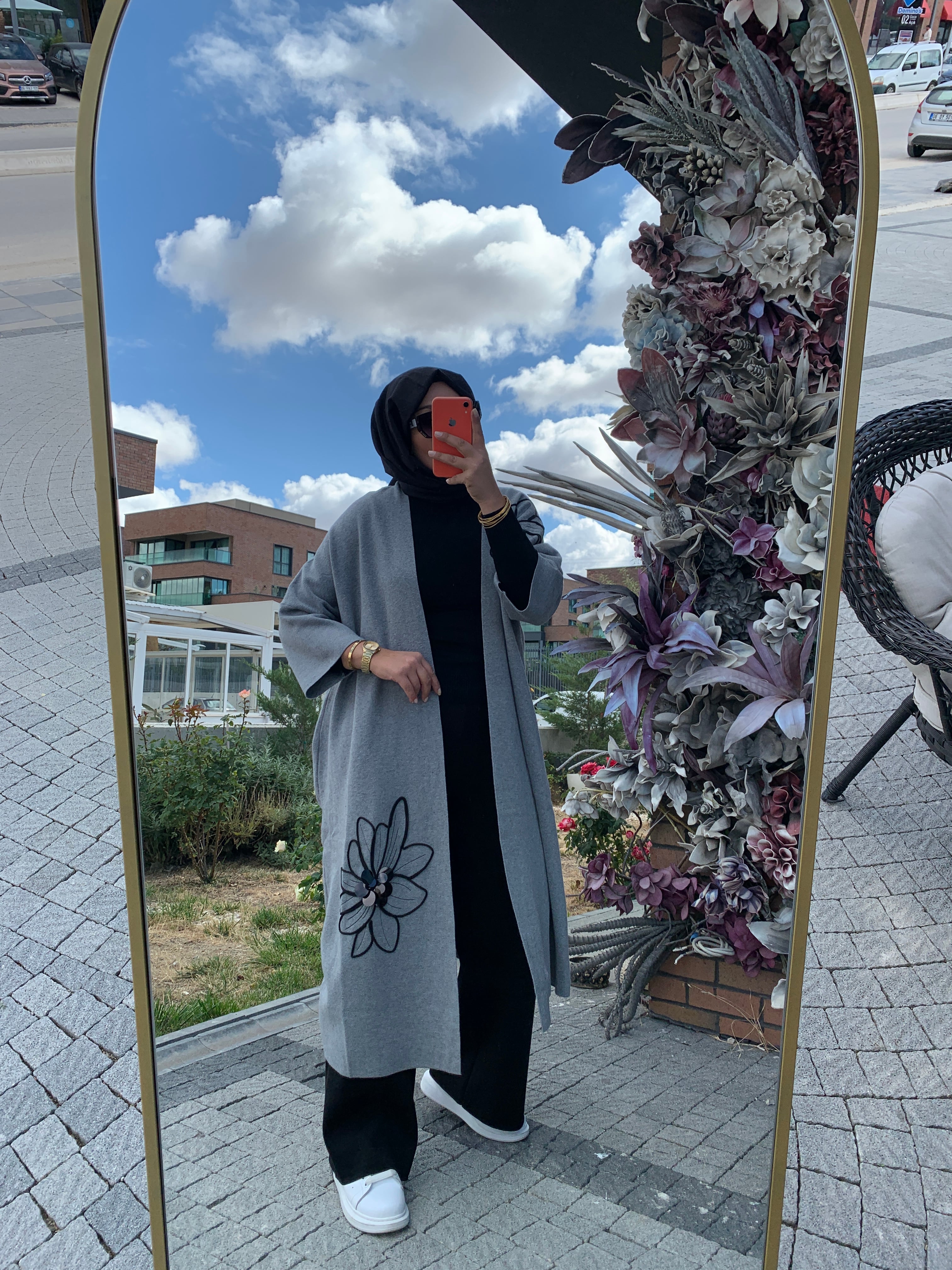 İTHAL ÇİÇEK DESENLİ ANGORA HIRKA