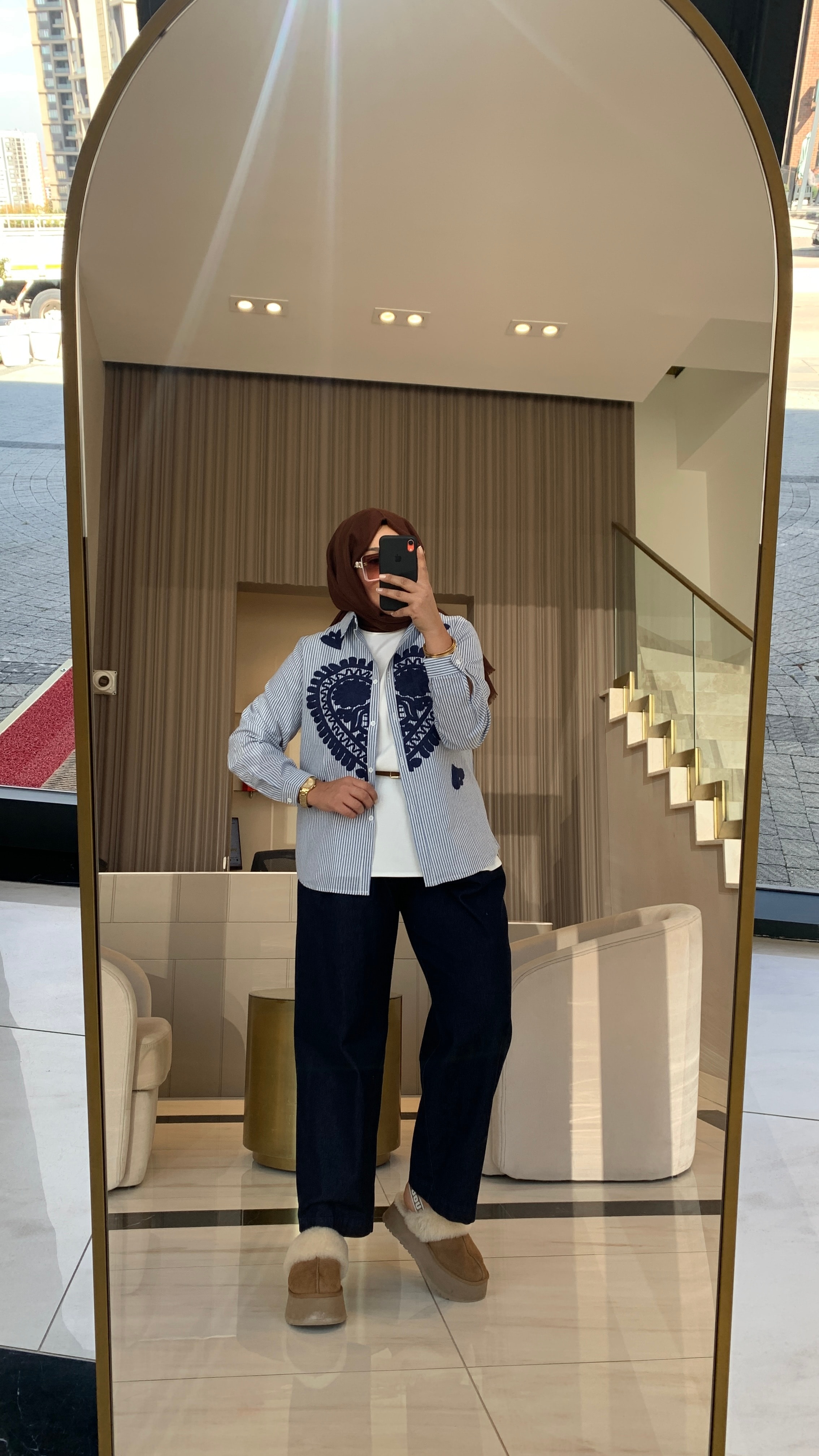 NAKIŞ DETAY GÖMLEK