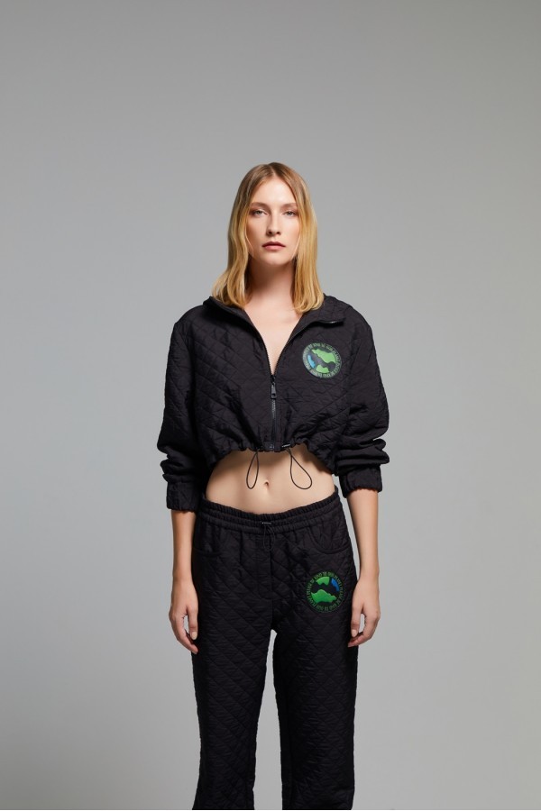 KAPİTONELİ SİYAH JOGGER PANTOLON