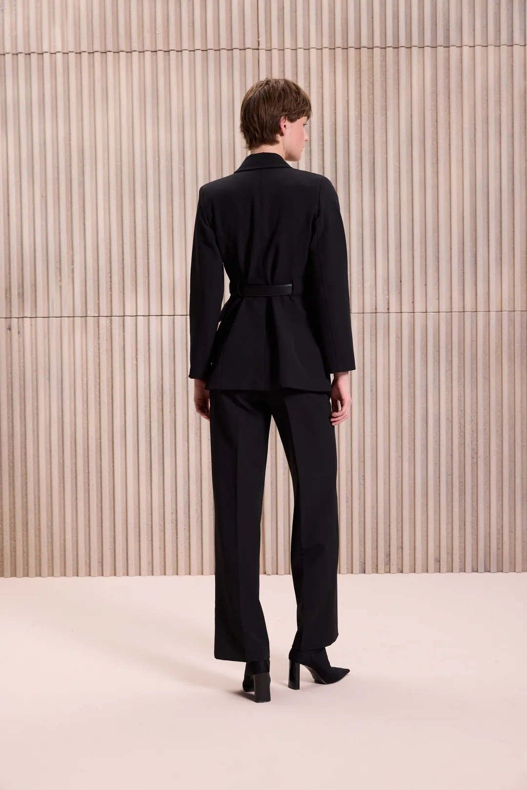 Punto Nakışlı Takım Elbise