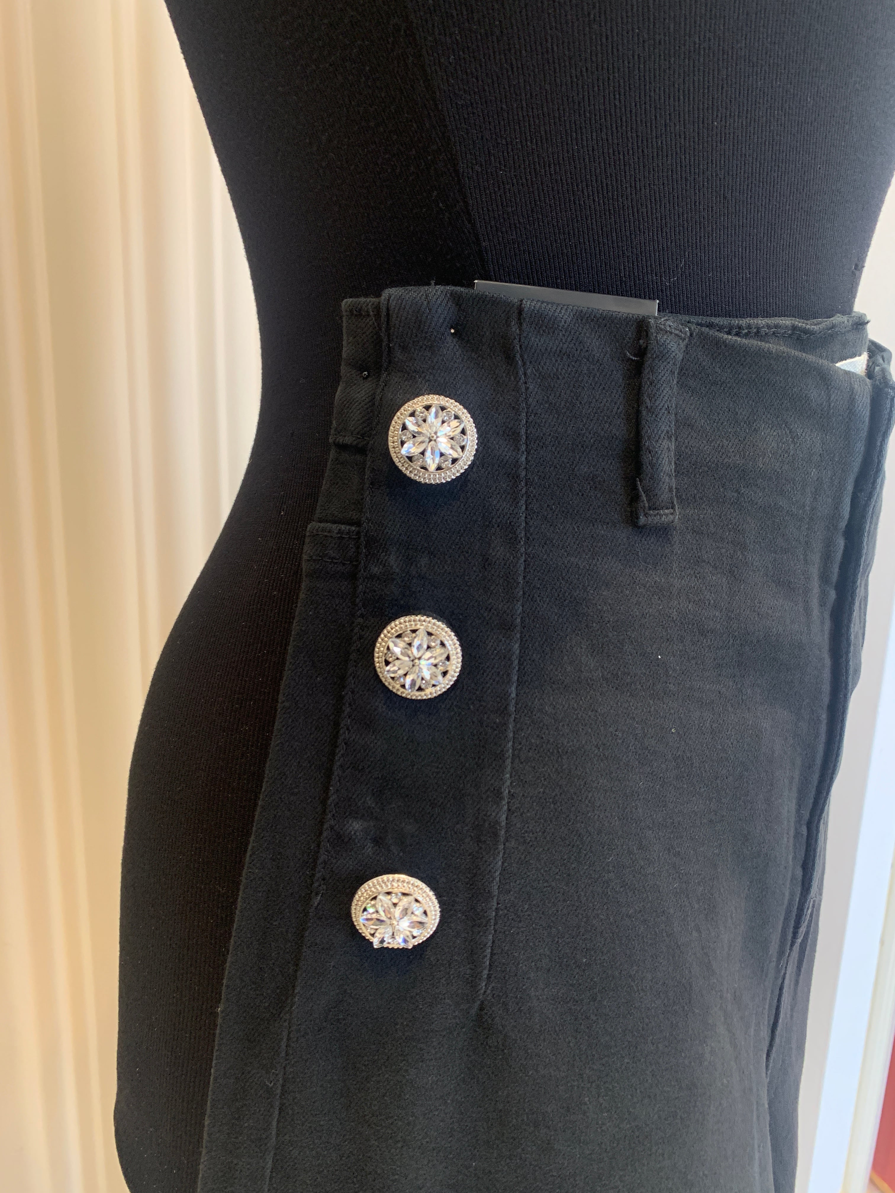 GÜMÜŞ DÜĞMELİ YÜKSEK BEL PANTOLON