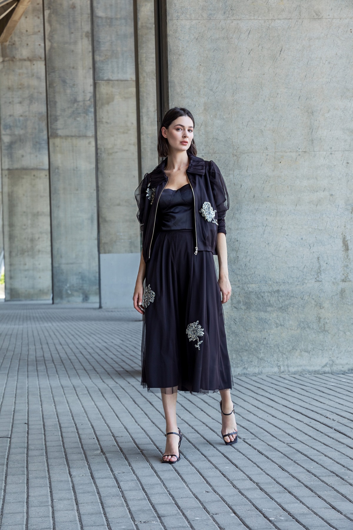 TÜL KAPLAMA ETEKLİ TAKIM