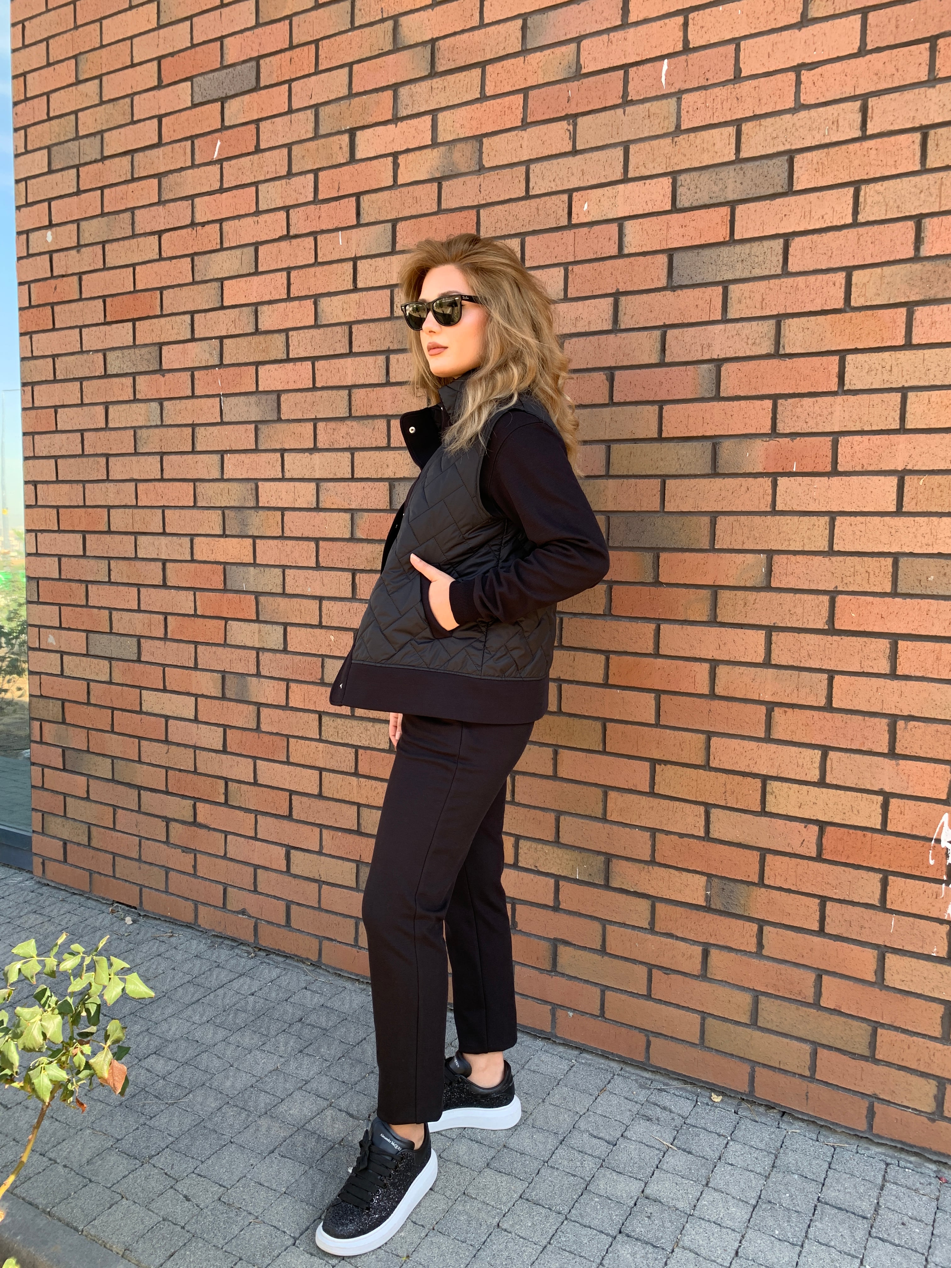 ÜÇLÜ EŞOFMAN TAKIMI