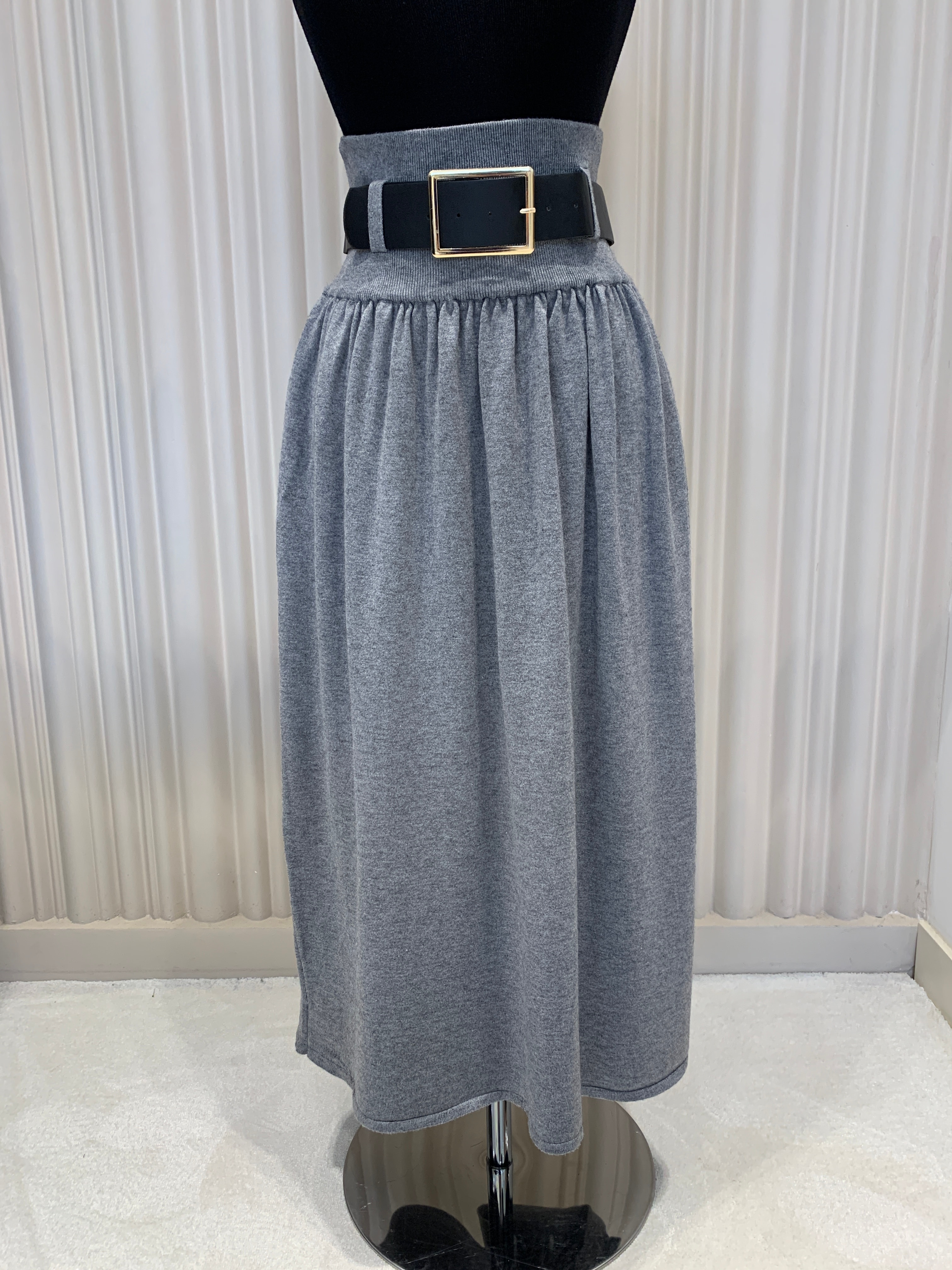 KEMERLİ TRİKO ETEK