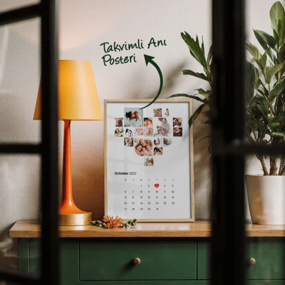 Takvimli Kalp Anı Posteri