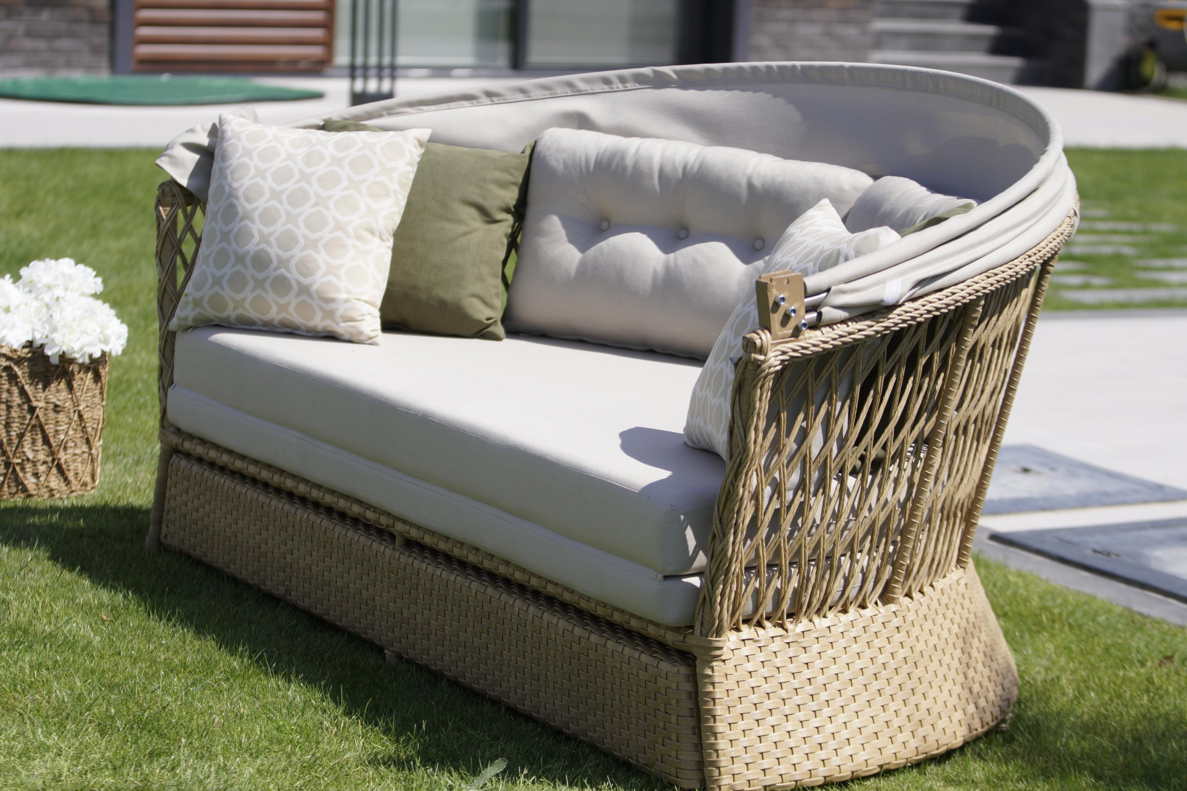 Bondy Daybed