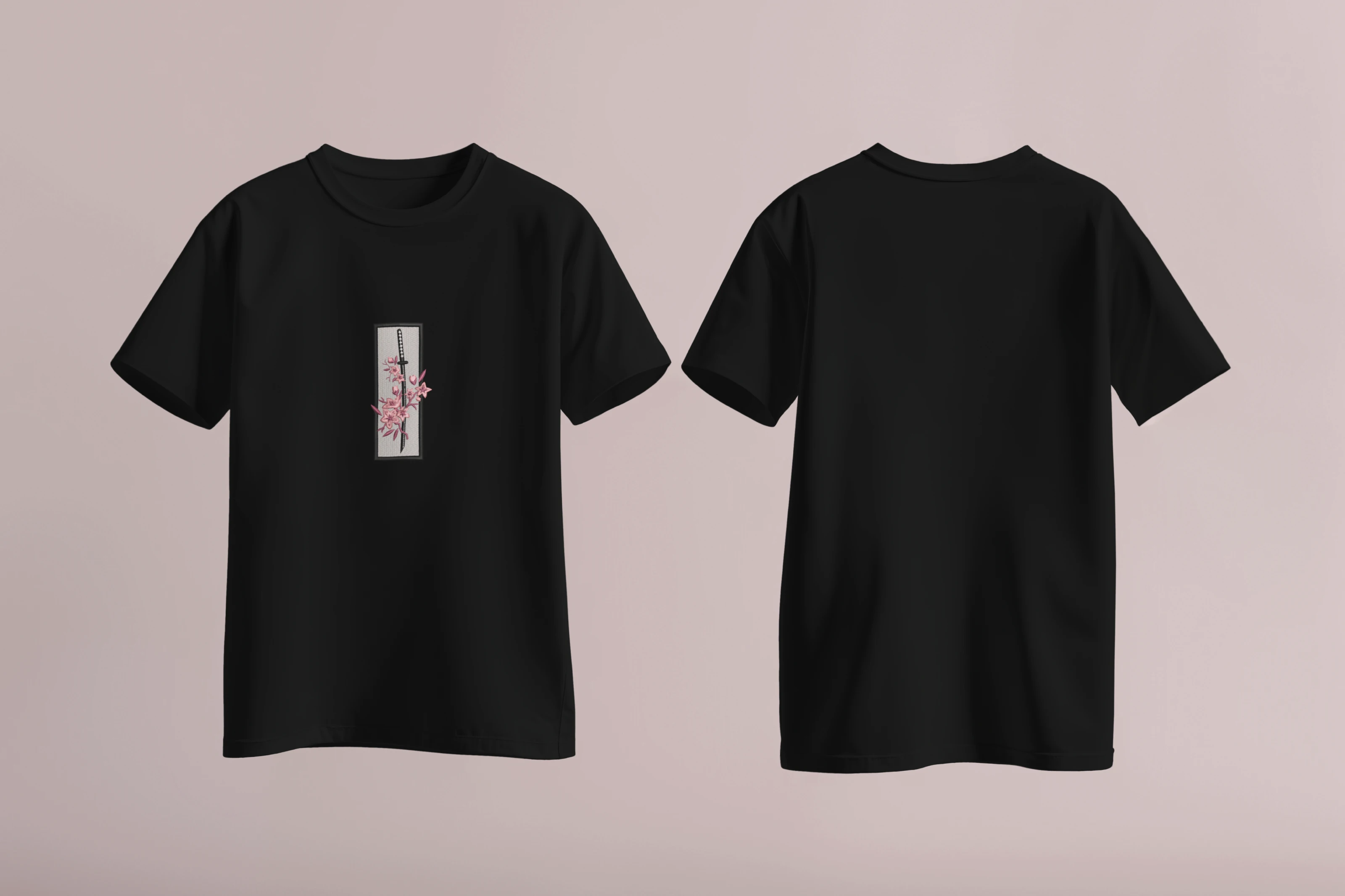 Sakura Çiçekli Katana Tasarımı