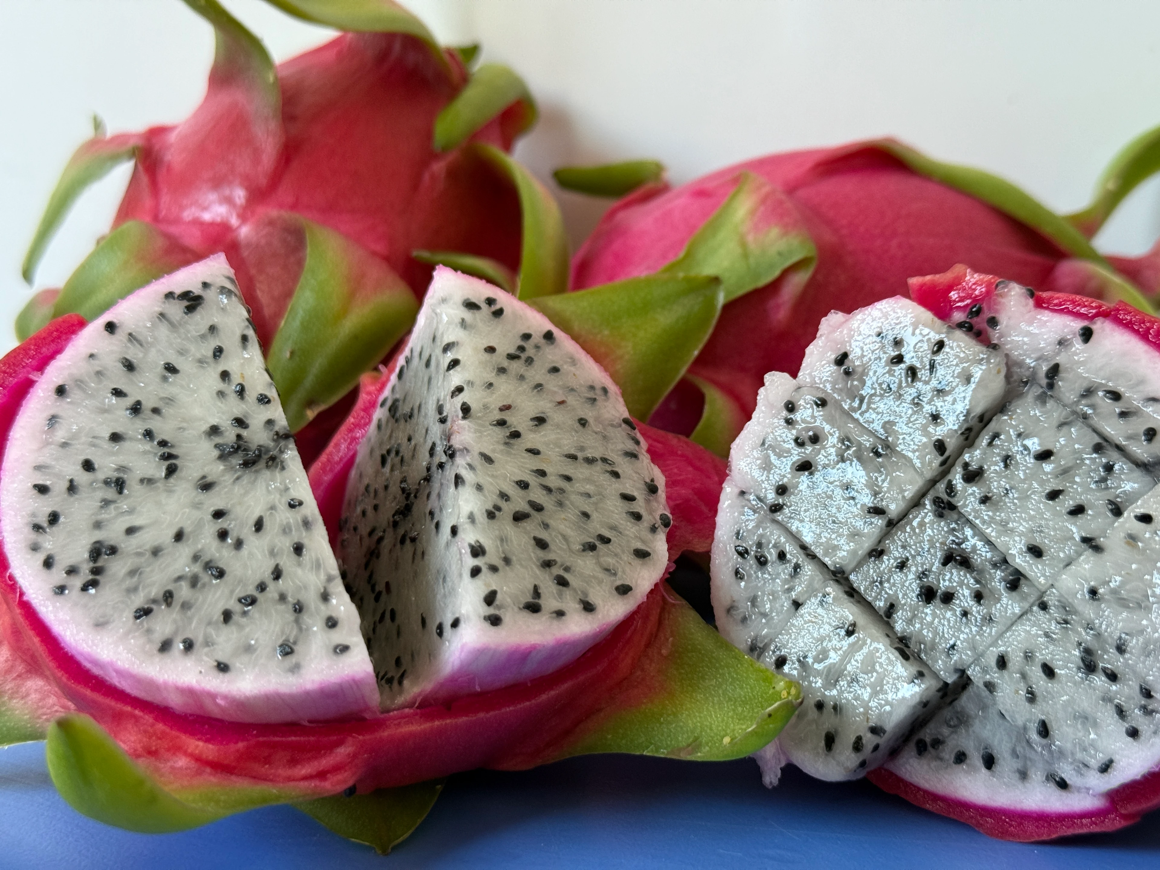 Beyaz Ejder Meyvesi (Pitaya) Kg