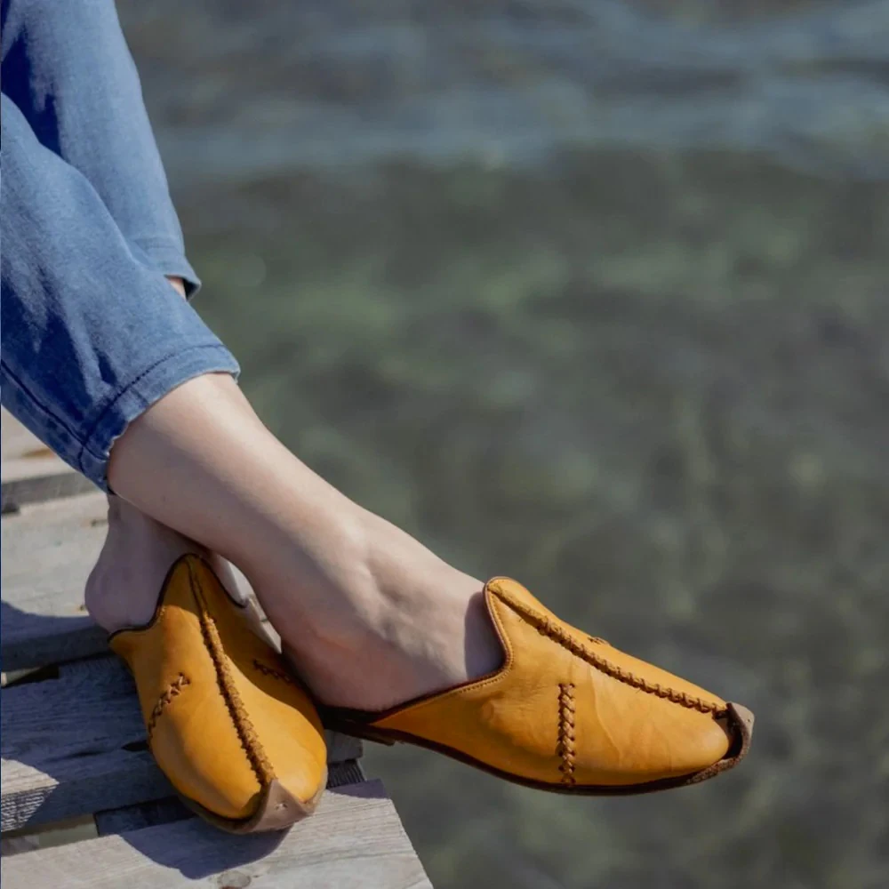 Saraçlı Burunlu Kadın Terlik - Hardal