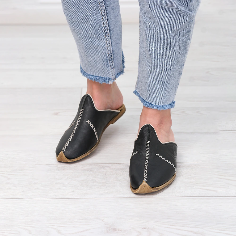 Saraçlı Burunlu Kadın Terlik