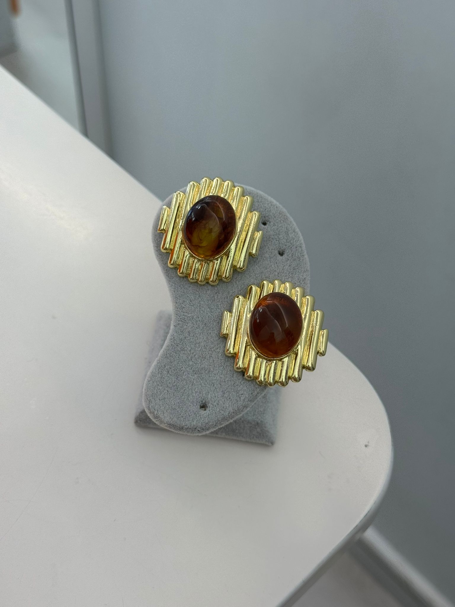 kahverengi Reçine Marka Küpe