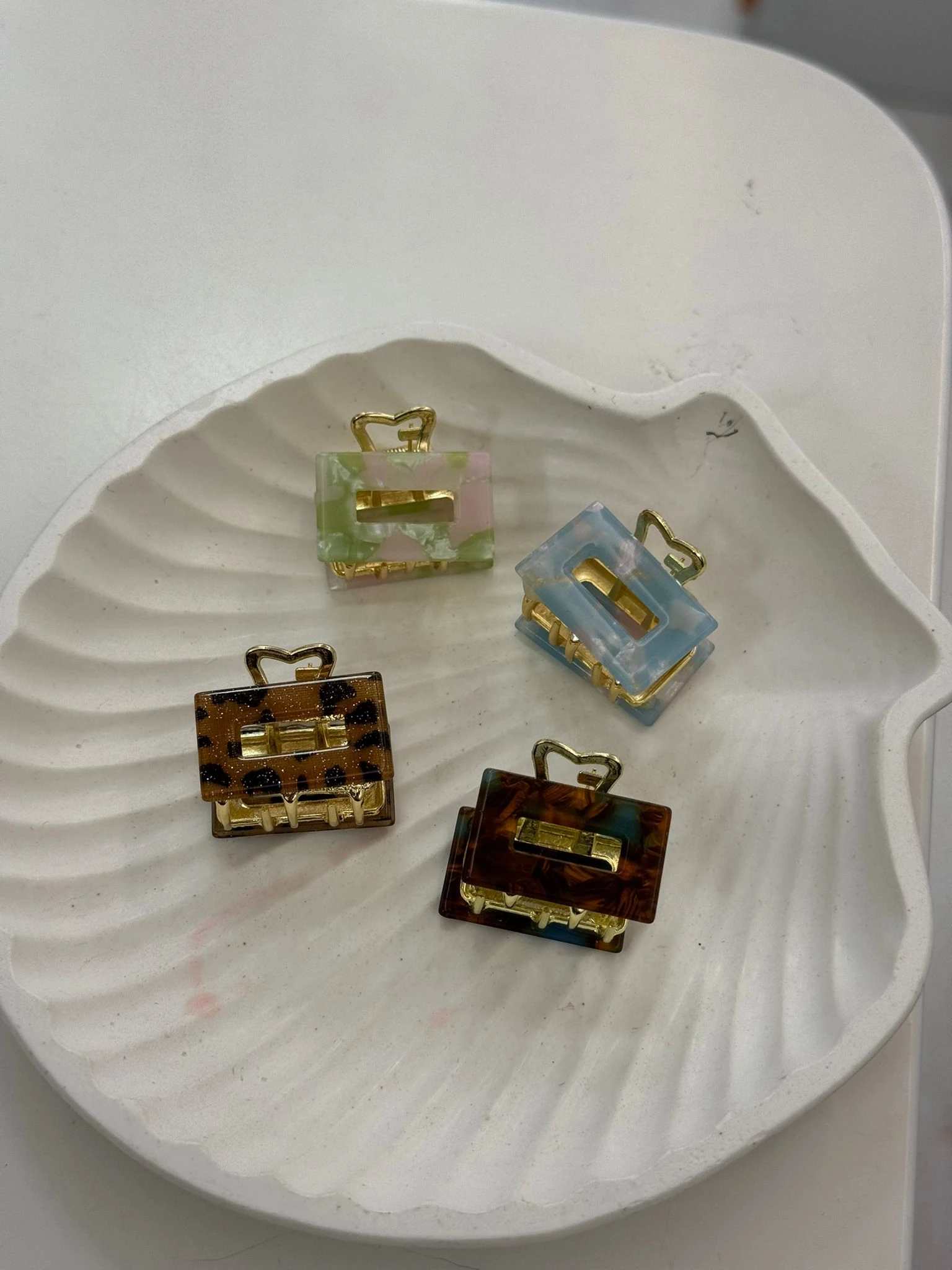 Minik Kıskaçlı Toka