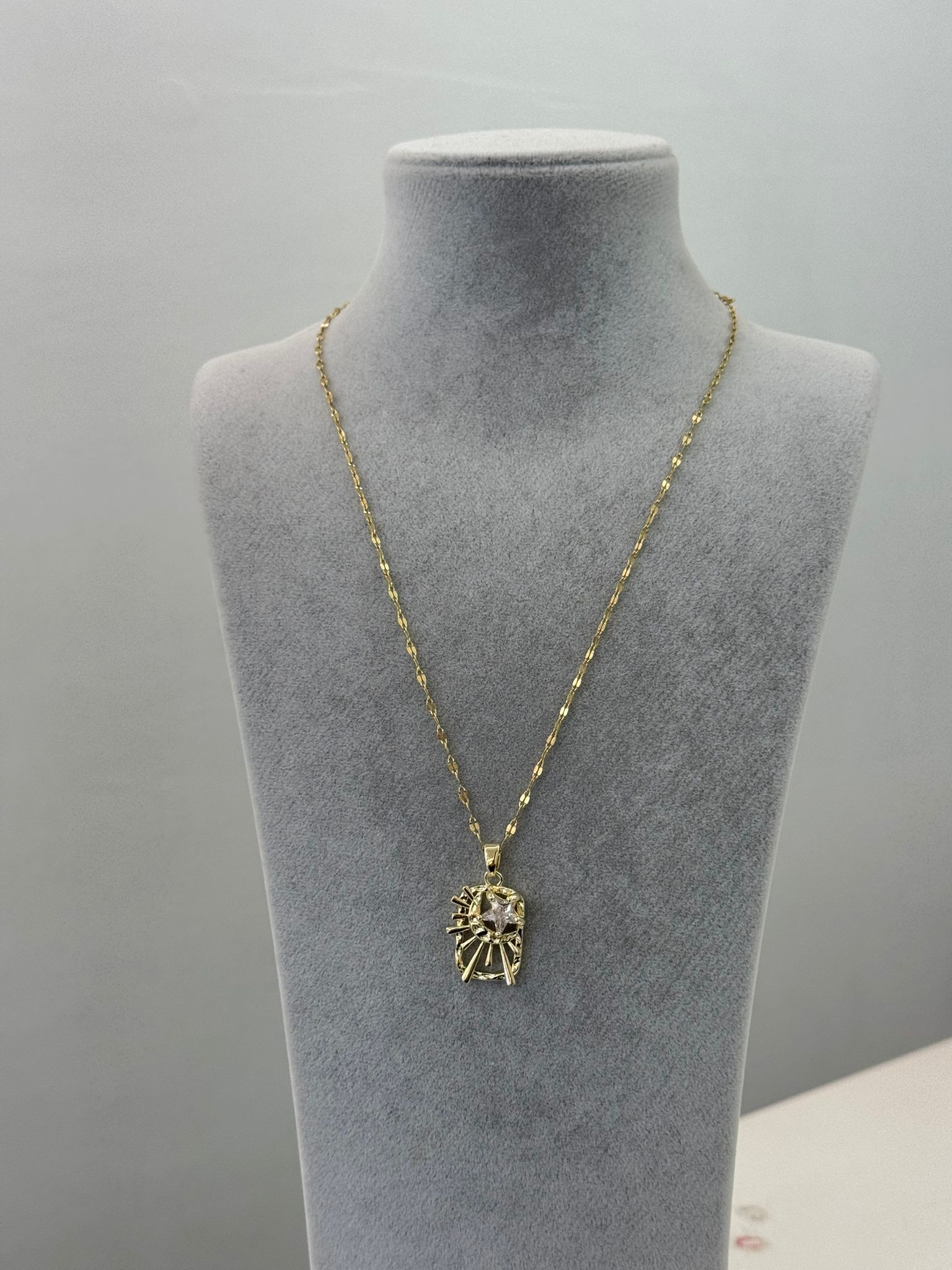 Ay ve yıldız Çelik Kolye