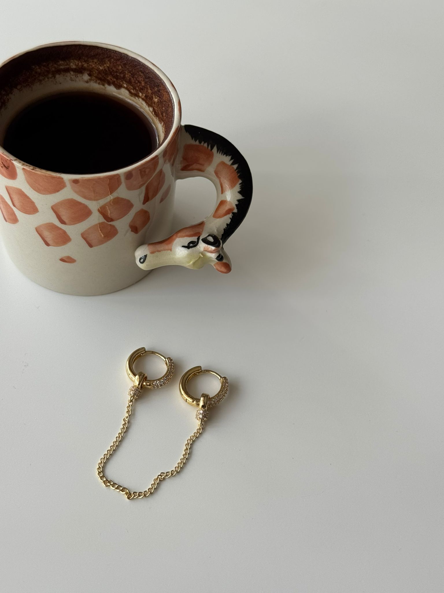 Zincir Bağlantılı Çelik Küpe