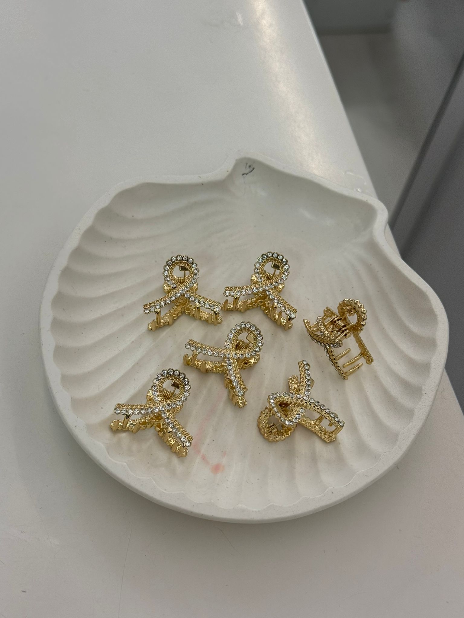 Kıvrımlı Kıskaç Toka