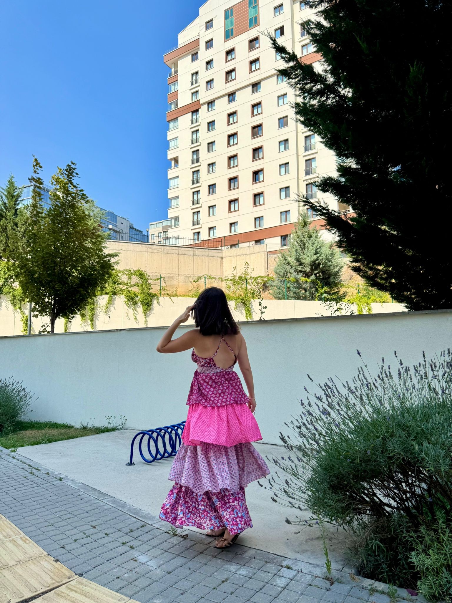 Desenli İp Askılı Elbise
