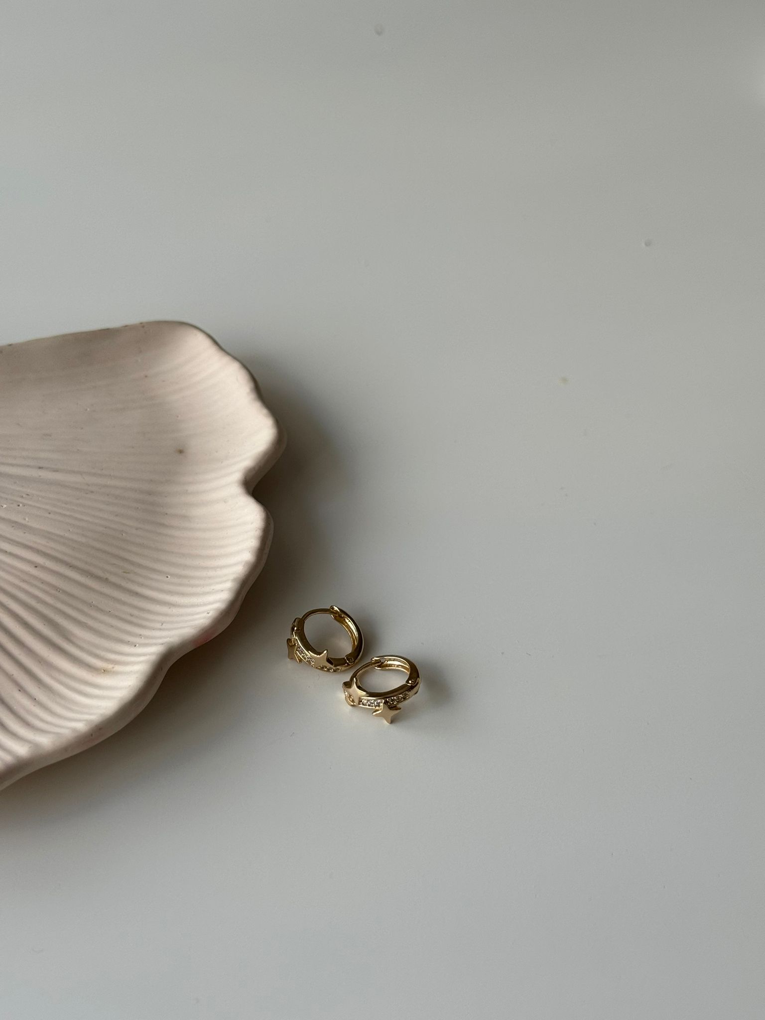 Yıldızlı Çelik Küpe