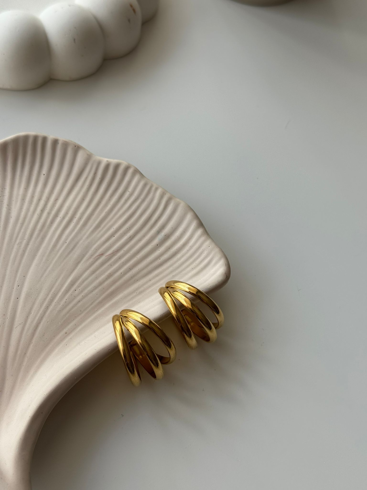 Çok Görünümlü Çelik Halka Küpe