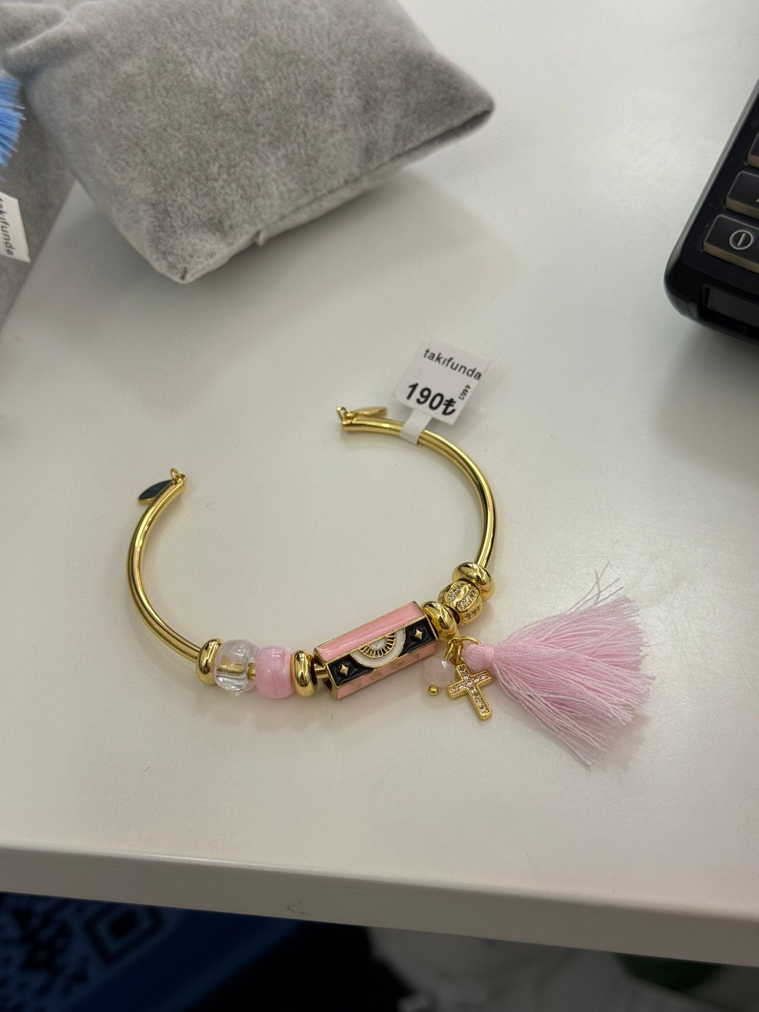 Pembe Püsküllü Şans Bilekliği 