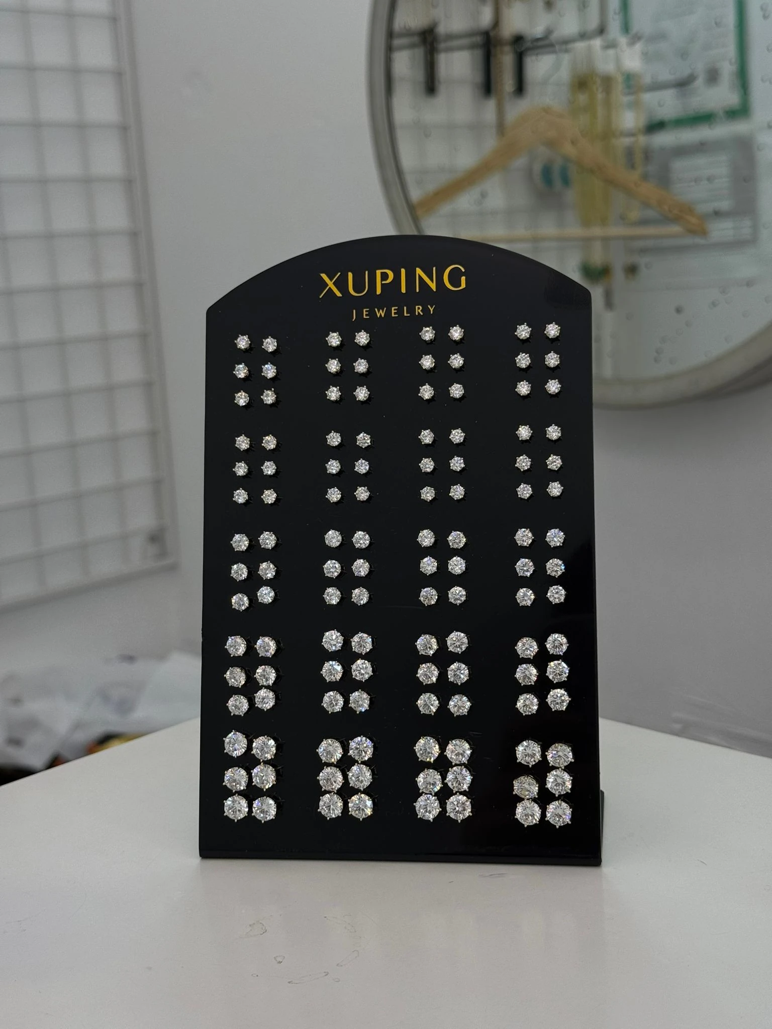 Gold renk Tek taş Küpe