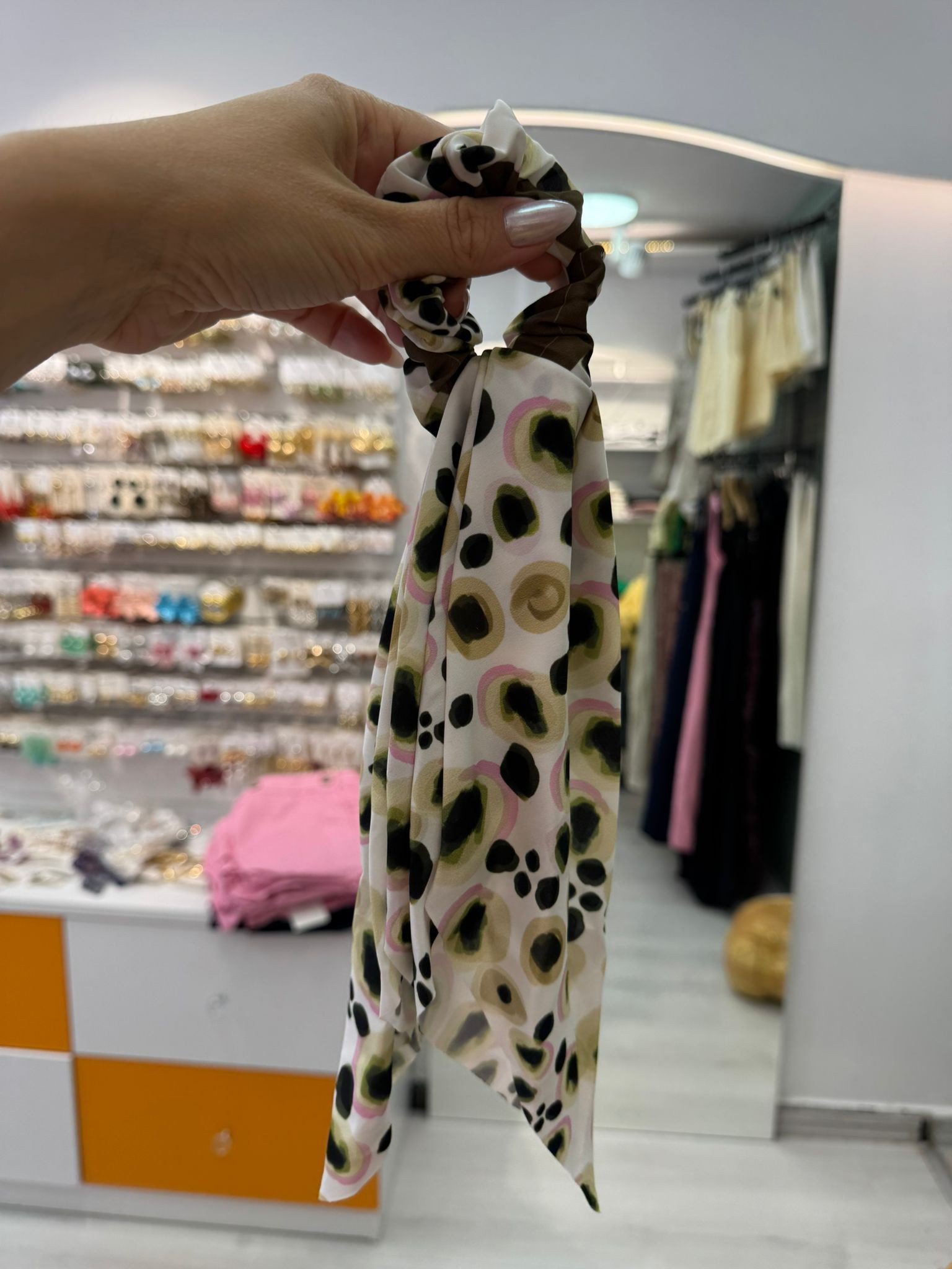 Fularlı Saç Tokası 