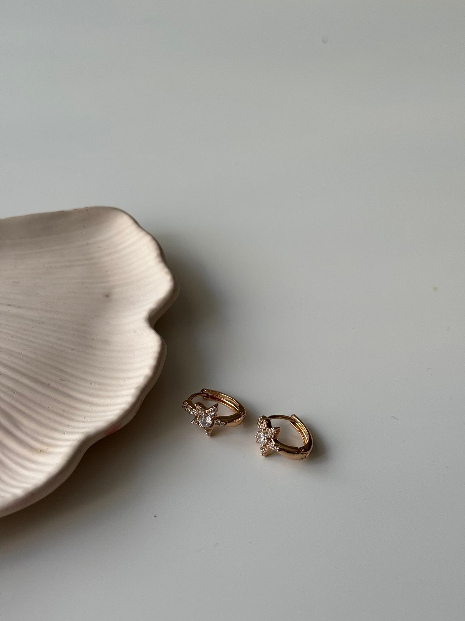 Yıldızlı Çelik Halka Küpe