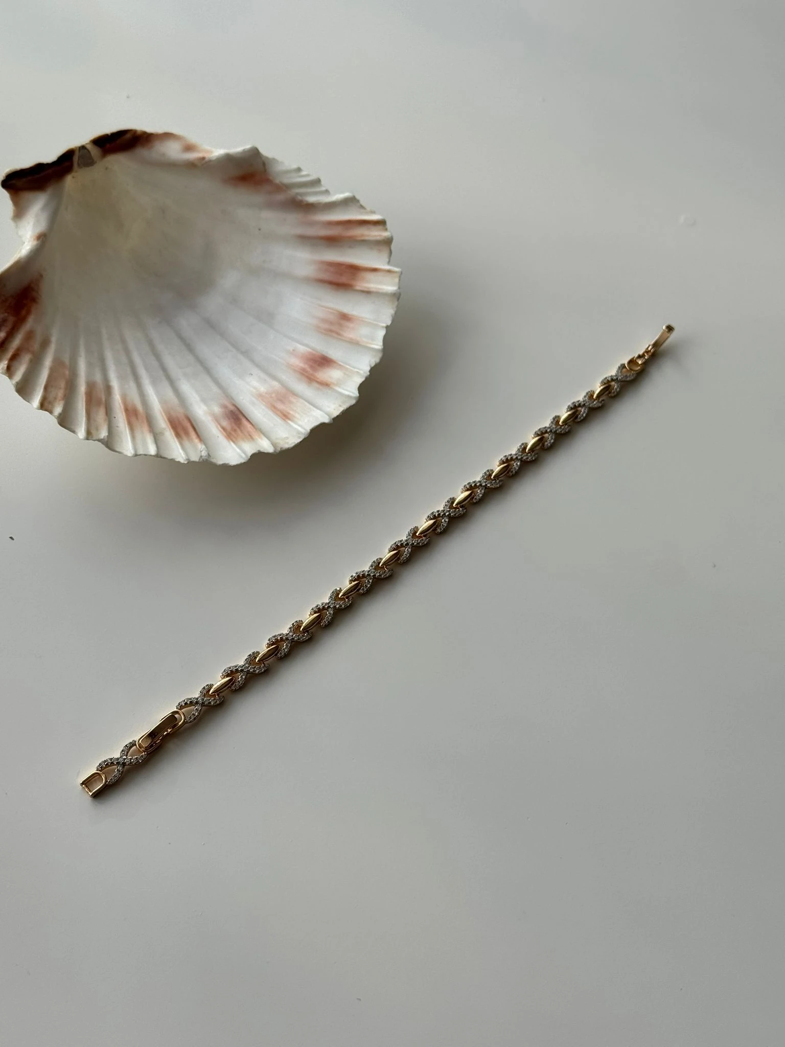 Çarpı Detaylı Çelik Bileklik