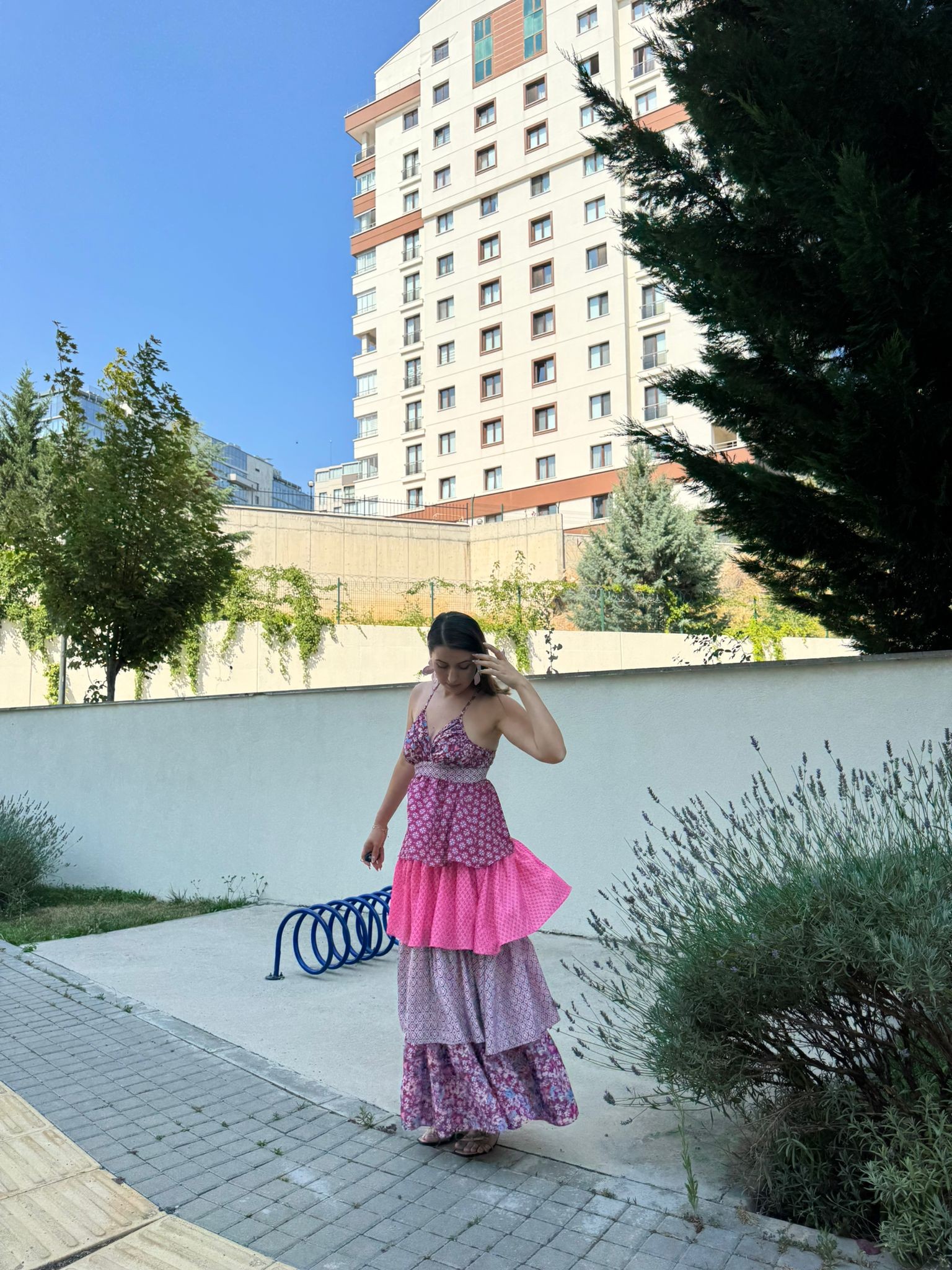 Desenli İp Askılı Elbise