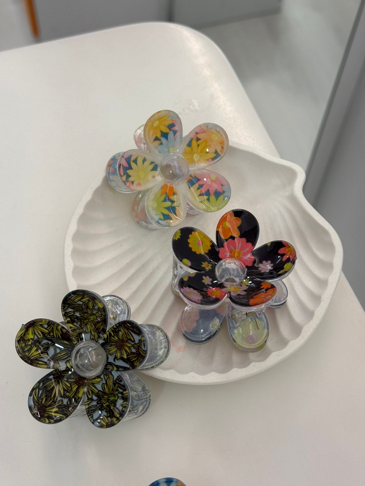 Çiçekli Kıskaç Toka