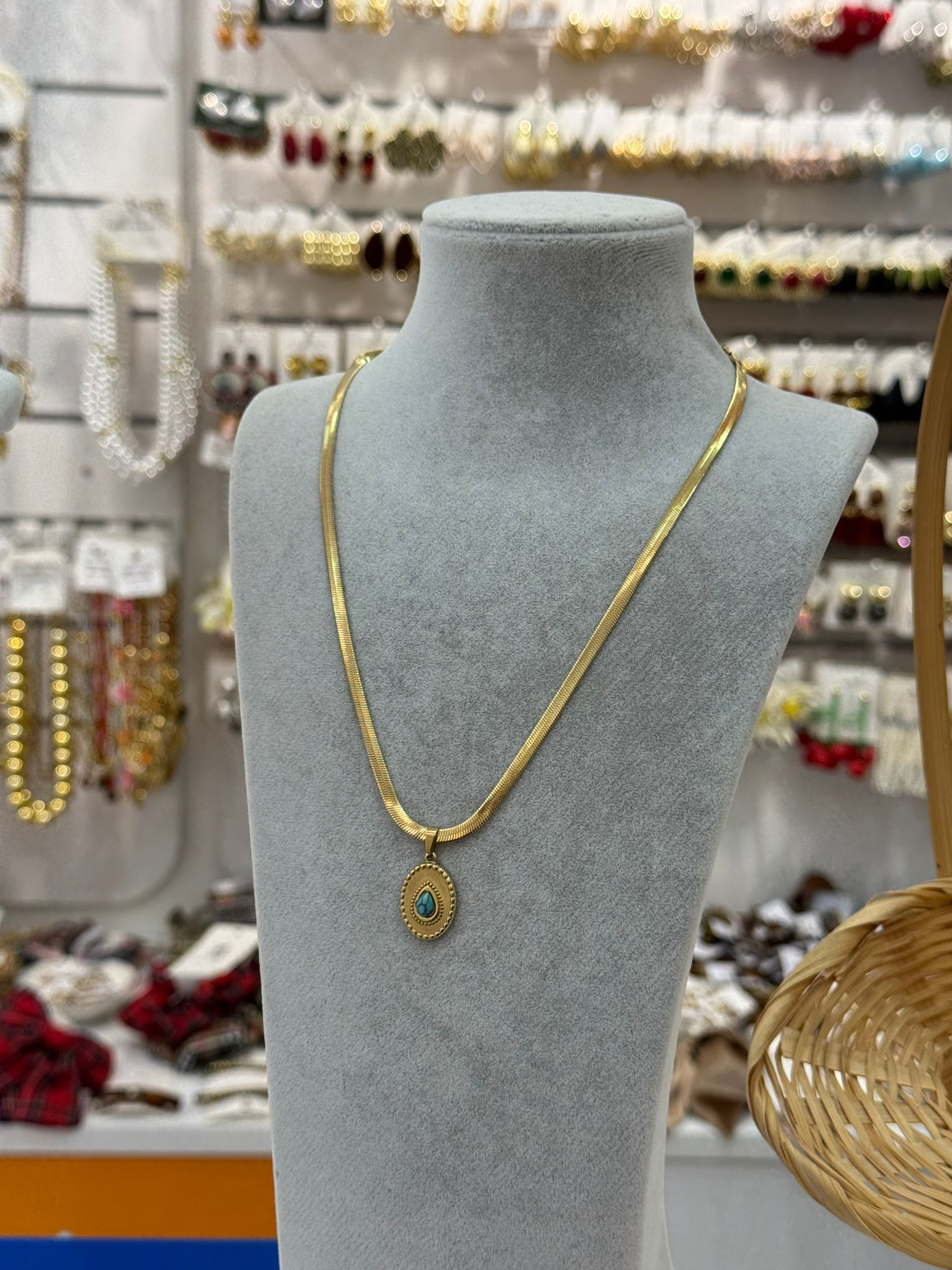 Çelik Mavi taşlı Damla Kolye