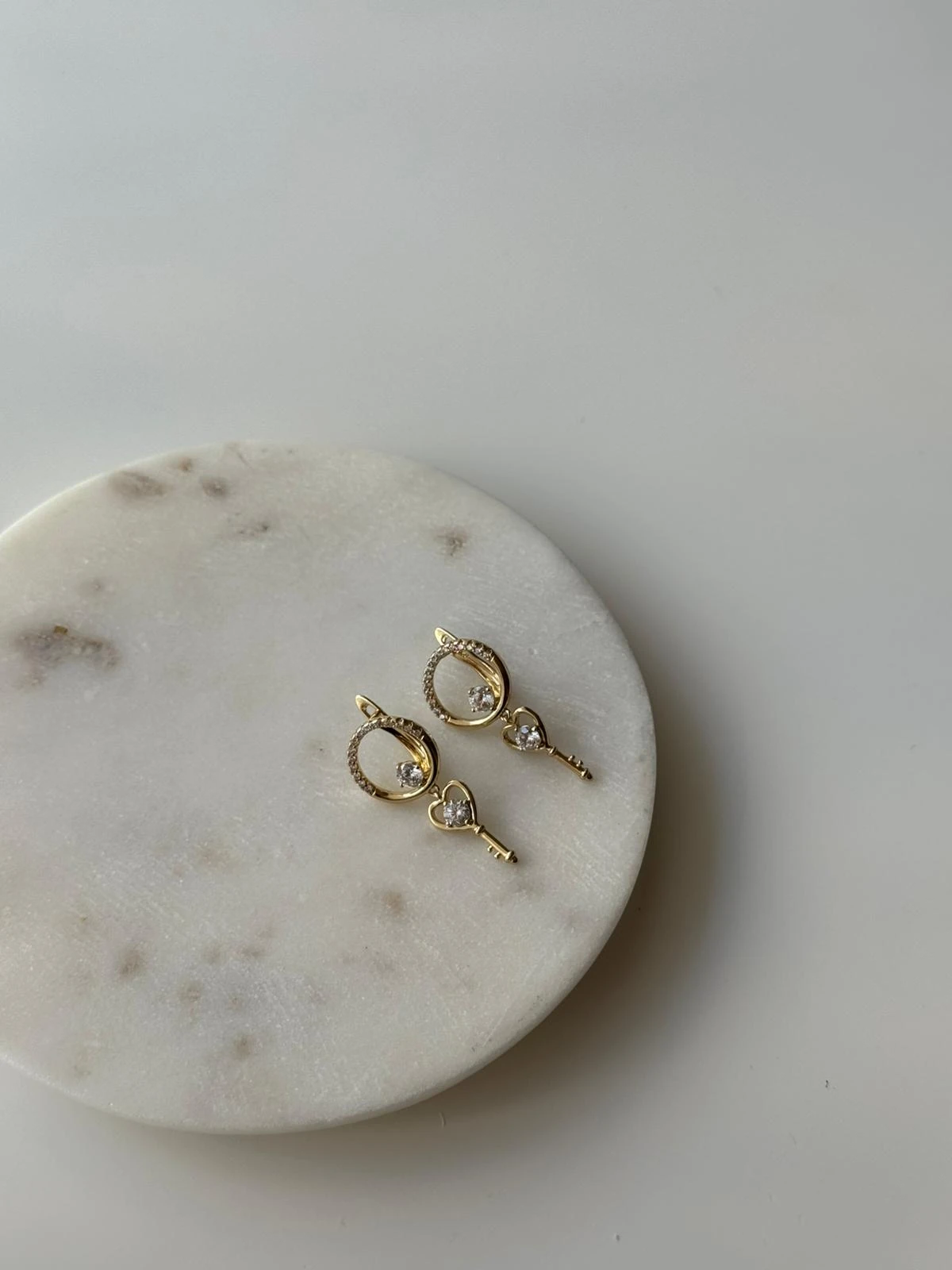 Çelik Tasarım Küpe