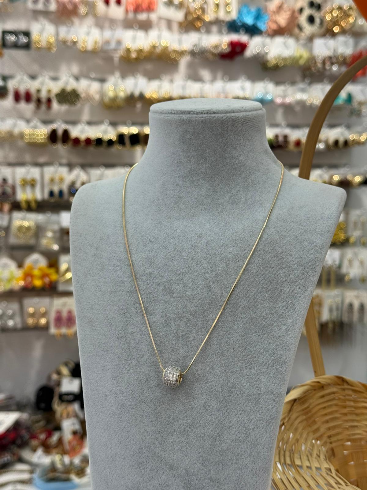 Çelik Halkalı Kolye